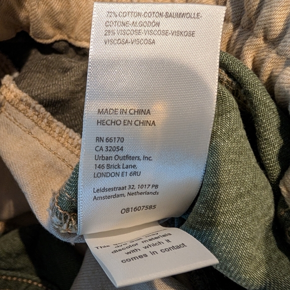 Free People Terra Utility Pant Size medium Slouchy Relaxed Fit Cropped NWOT - Picture 16 of 16